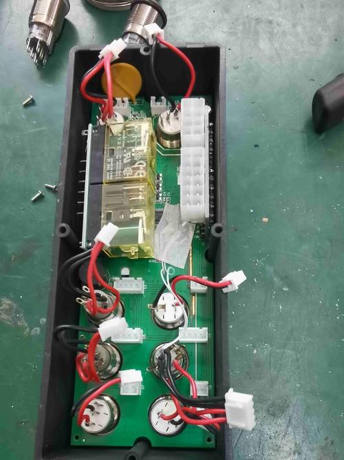 電路板維修實例，車子電路板維修價格